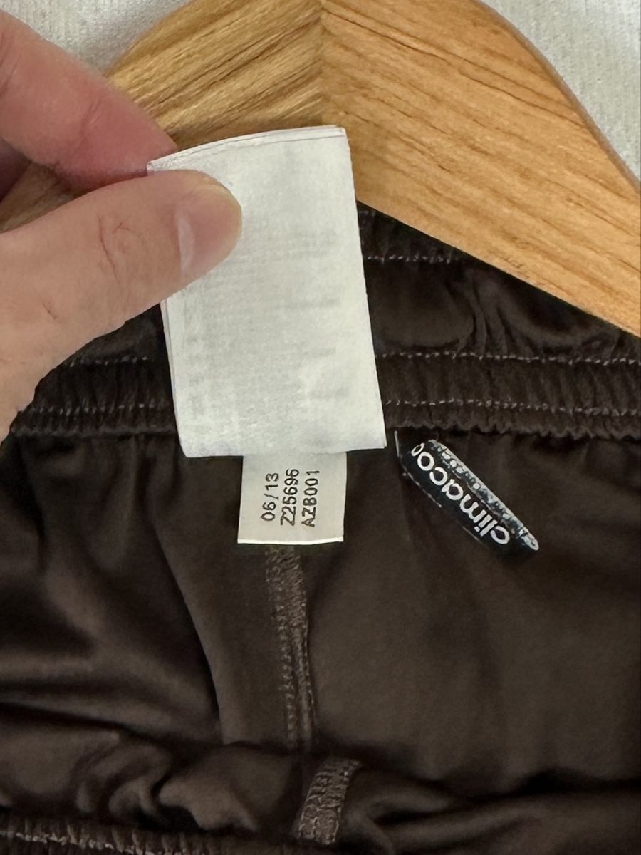 Adidas Pantaloni: bayern münchen shorts G M – Usato da Maienfeld venduto da tobeyl2020 3