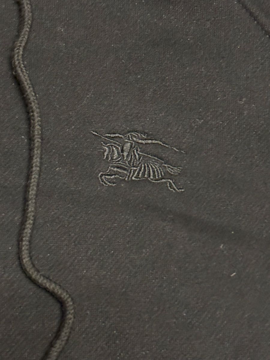 Burberry Maglioni & Felpe: Burberry Kapuzenjacke  – Usato da Sissach venduto da Geopatral 2