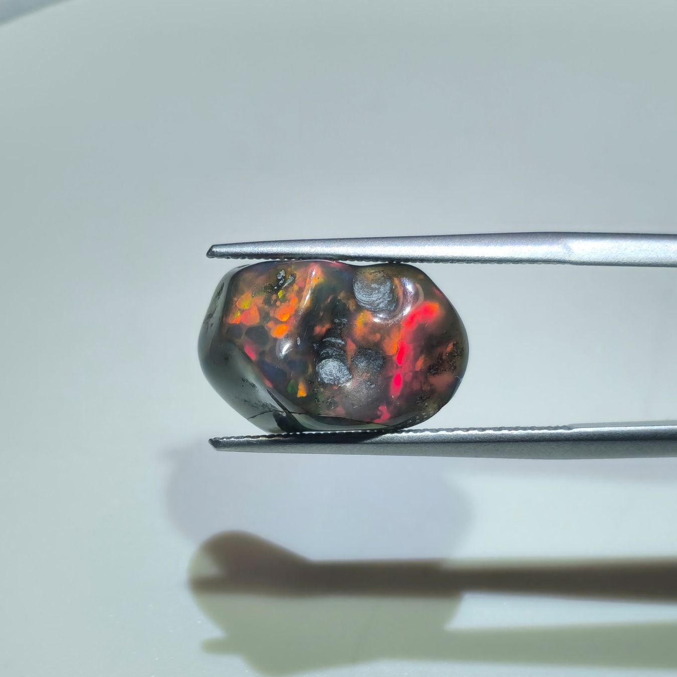 Pietre preziose: Opal mit Natürlichem  Schliff 4.67ct – Nuovo (secondo la descrizione) da Schaffhausen venduto da SahinGems
