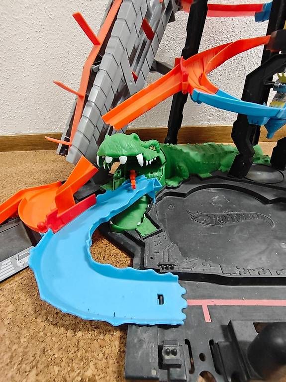 Hot Wheels Giocattoli: Hot wheels Waschanlage – Usato da Gipf-Oberfrick venduto da mises08 4