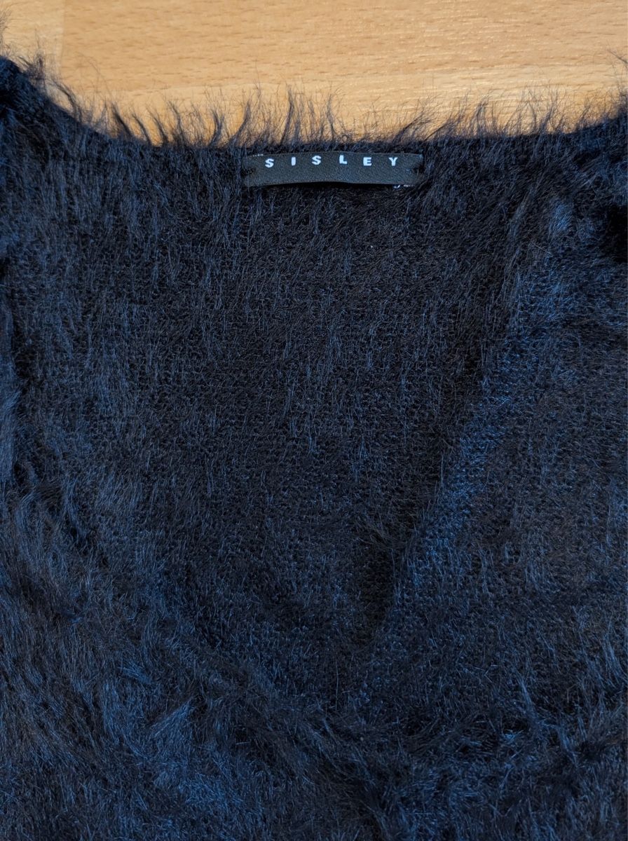 Benetton Gilet & Giacche senza maniche: Schwarze, kuschelige Weste - M – Usato da St. Silvester venduto da Fabelliii 1