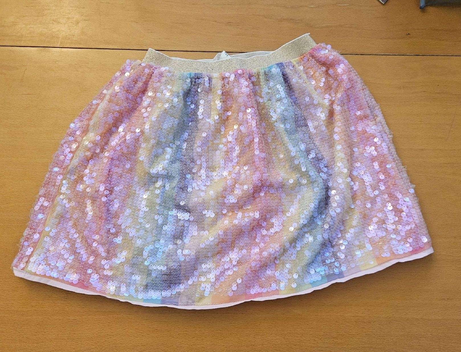 H&M Vestiti & Gonne: Glitzernder Regenbogen-Rock Gr.140 – Usato da Wyssachen venduto da yvo_xv28