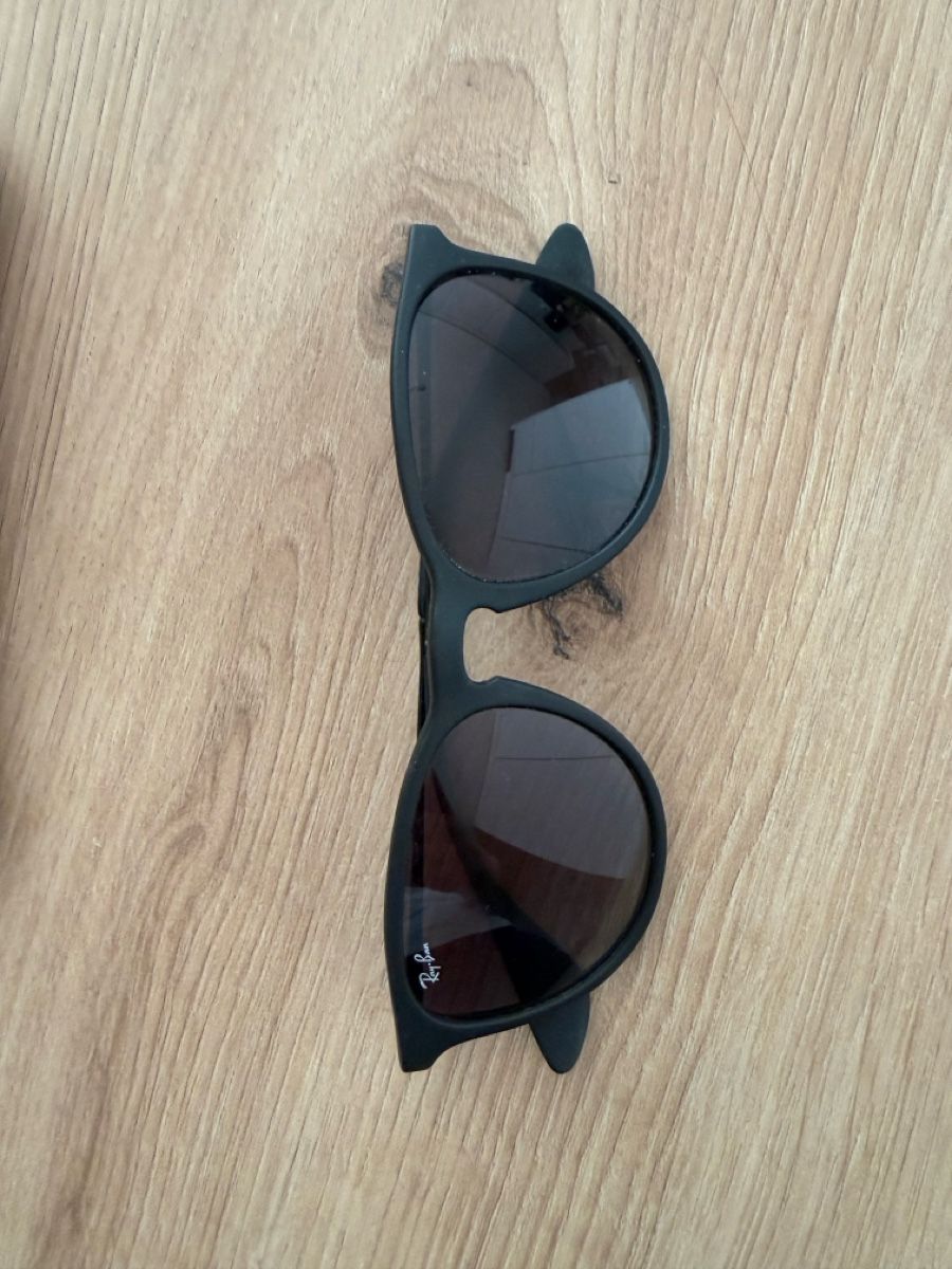 Ray-Ban Occhiali & Lenti: Sonnenbrille Ray-Ban  – Usato da Oetwil am See venduto da Jaho02