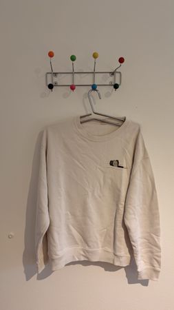 KAWS x Uniqlo Sweatshirt