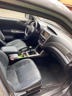 Subaru Autos: Subaru Forester 2.0 TD Silber  2010 – D'occasion à Eglisau par neto01 6