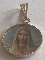 Anhänger Madonnenbild 9Karat vergoldet 