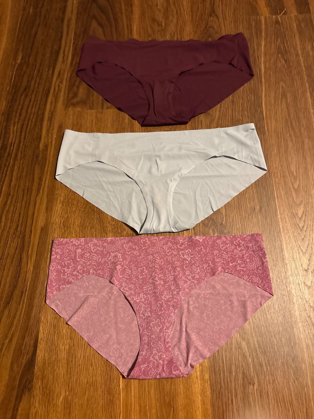 Lululemon Altra biancheria intima: Lululemon Hipster Bikini slips, 3 Stk. Gr. M – Usato da Richterswil venduto da ZueriLake2