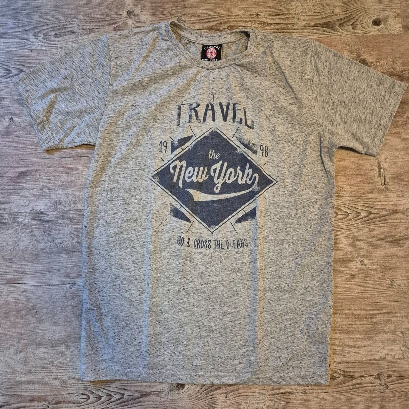 T-shirts: T-Shirt – D'occasion à Porrentruy par Nos_petites_affaires