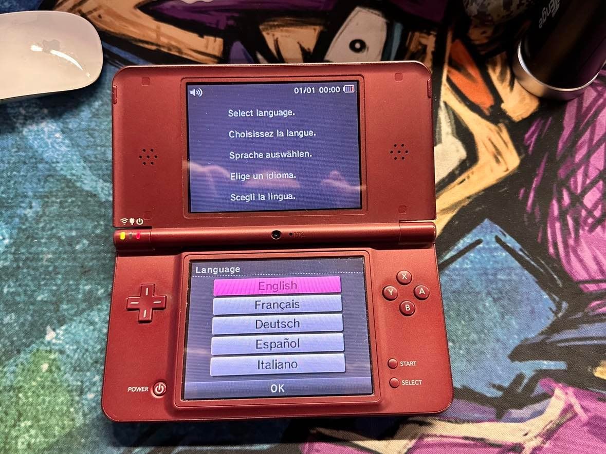 Nintendo Console: Console Nintendo DSi XL – Usato da Giubiasco venduto da  2