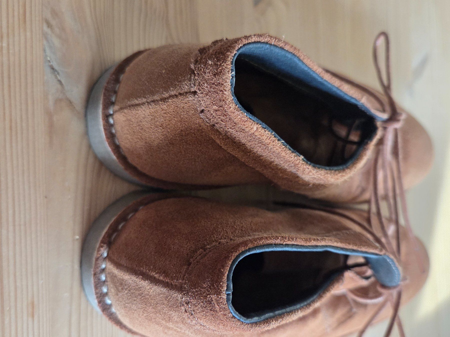 Scarpe da donna: braune Wildleder Schuhe, 39.5 bis 40 – Usato da Liestal venduto da ITOlio 1