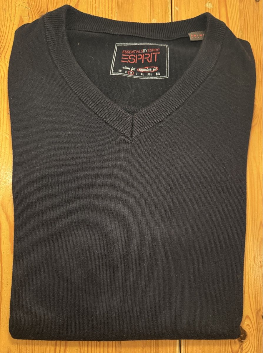 Esprit Maglioni & Felpe: Strickpullover von Esprit – Usato da Schattenhalb venduto da Oodaaq