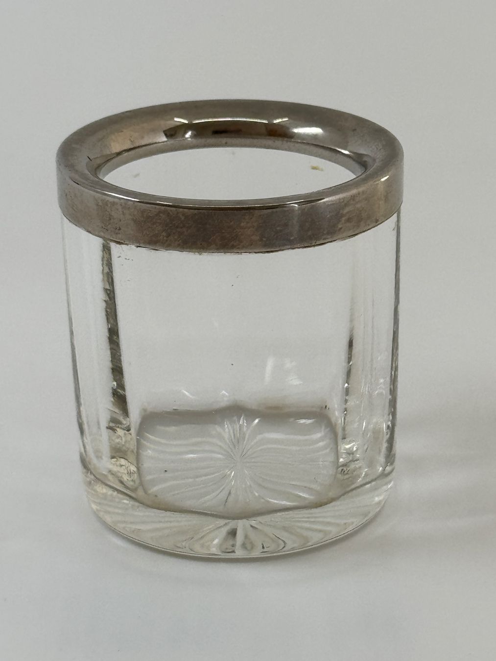 Bicchieri: Glas mit silbernen Rand Behälter Vintage Deko – Usato da Zürich venduto da hansUeli99