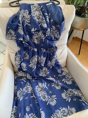 Élégante robe 👗 EDC taille 36 convient aussi à 38
