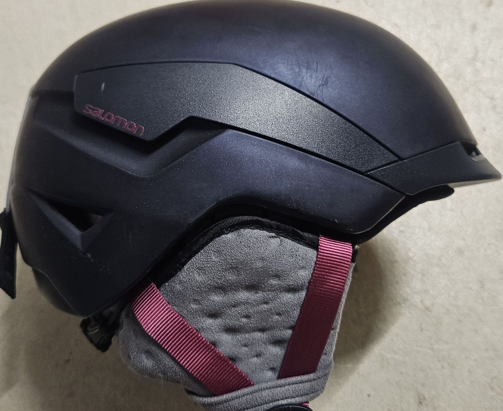 Caschi: Salomon Skihelm Damen Grösse M – Usato da Zufikon venduto da Lmazi 2