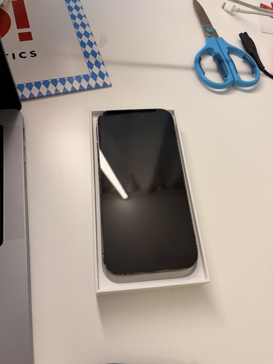 Apple Portables: iPhone 14 Pro – D'occasion à Baar par Luna1908 1