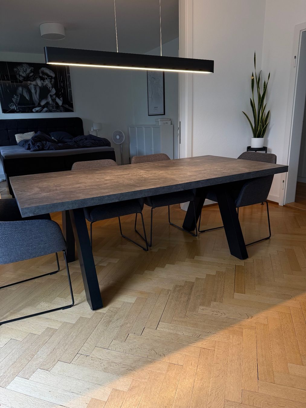 Tables: Ausziehbarer Esstisch – D'occasion à Zürich par pla_qkt5