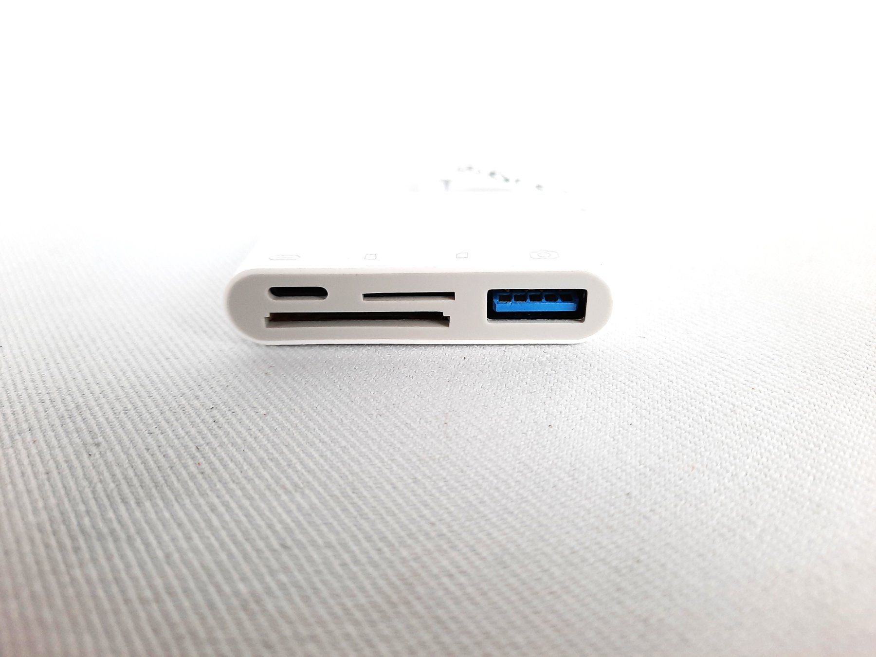 Lecteurs & Adaptateurs: JOYROOM Lightning to USB OTG Card Reader – Neuf (Voir description) à Beinwil am See par Restwert_Beinwil 1