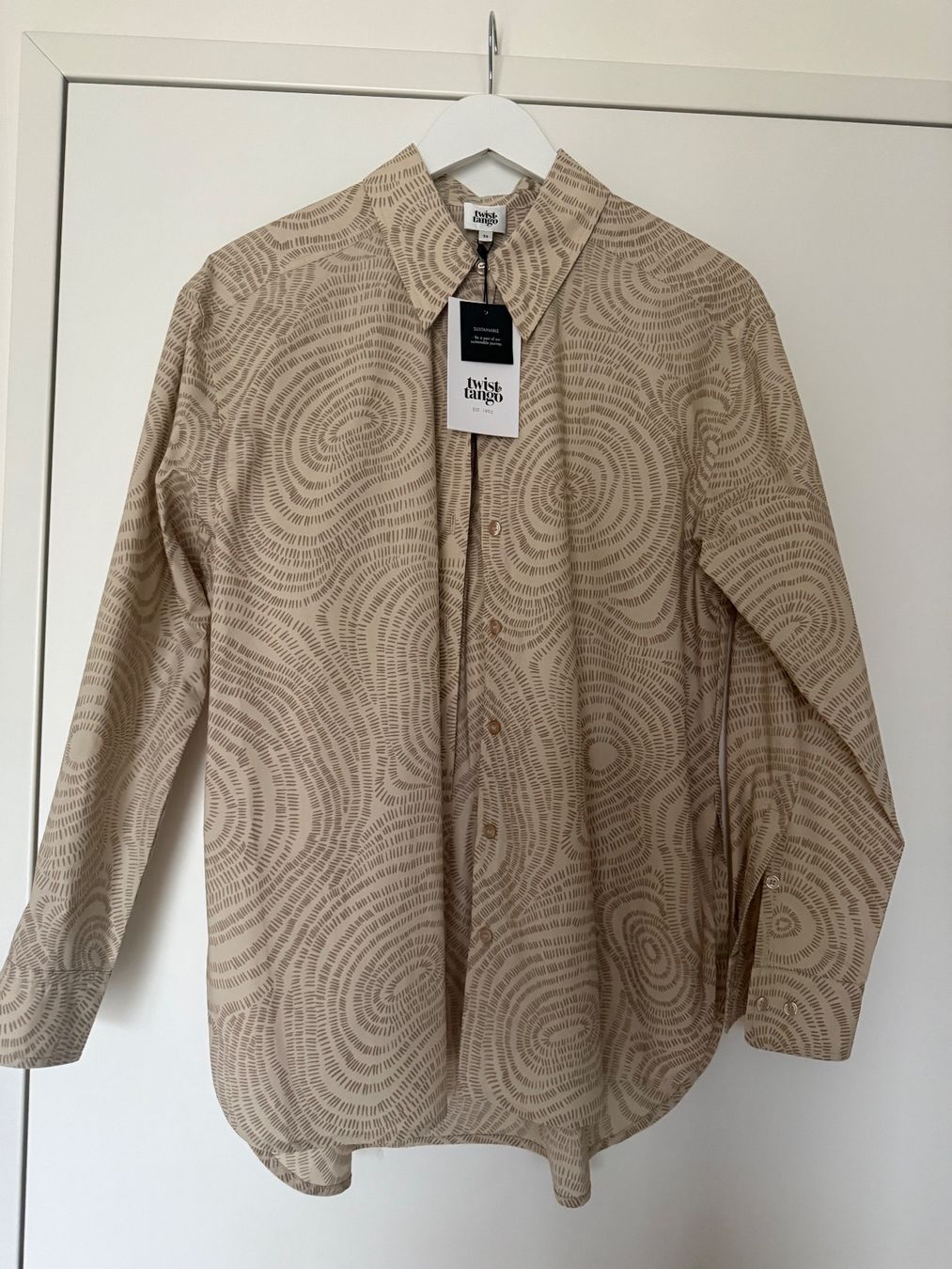 Chemisiers: New Twist & Tango blouse/shirt, 36 – Neuf avec emballage d'origine à Zug par Nat.yushkevich 1