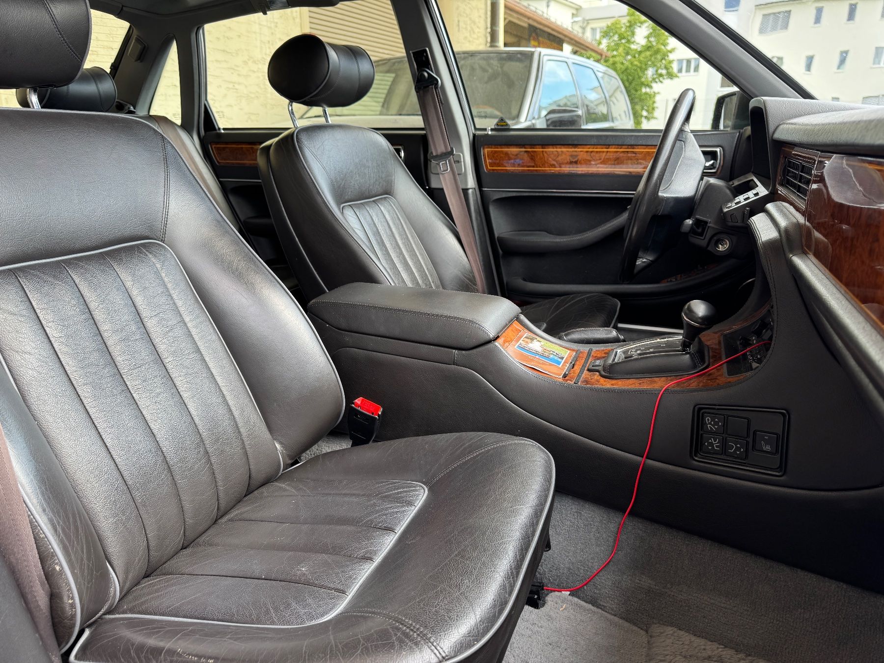Automobili: 1994 Jaguar Daimler XJ40 – Usato da Wil SG venduto da art_bc5g 8