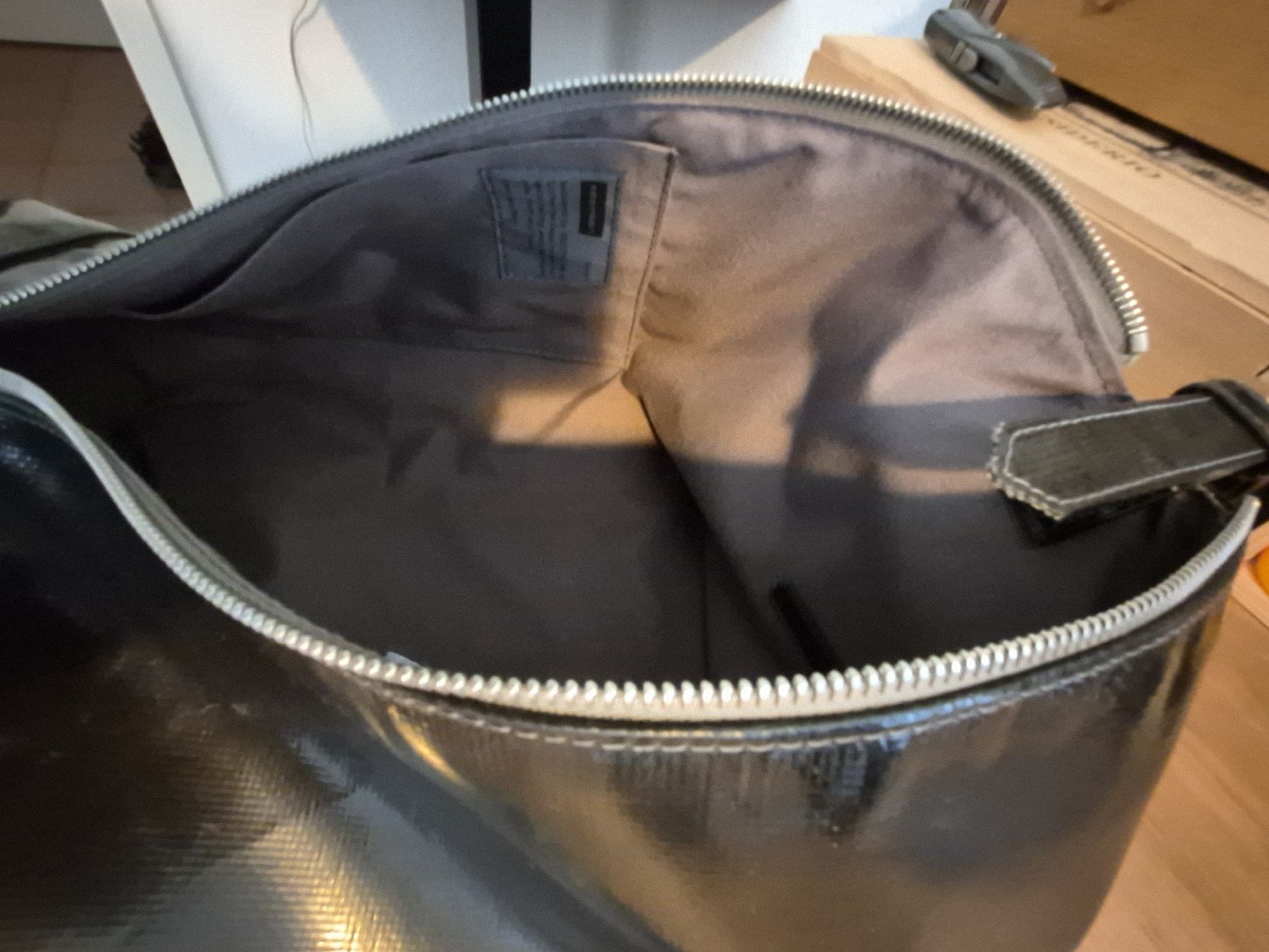 Freitag Sacs à dos: Freitag R123 Woolf, schwarz – Neuf (Voir description) à Basel par wer_smt6 3