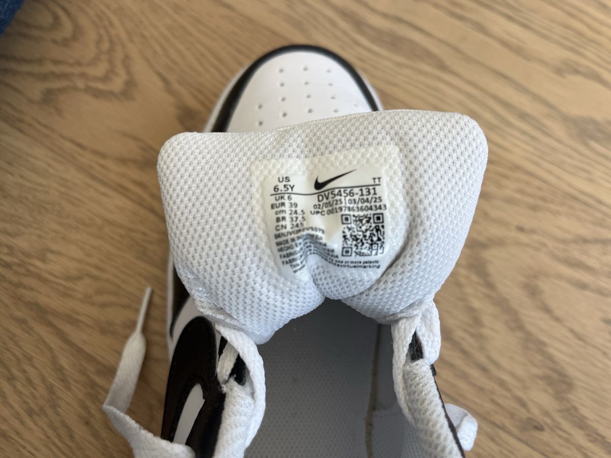 Nike Scarpe da uomo: Nike Turnschuhe / sneakers 39 – Nuovo (secondo la descrizione) da Worb venduto da Titine79 2