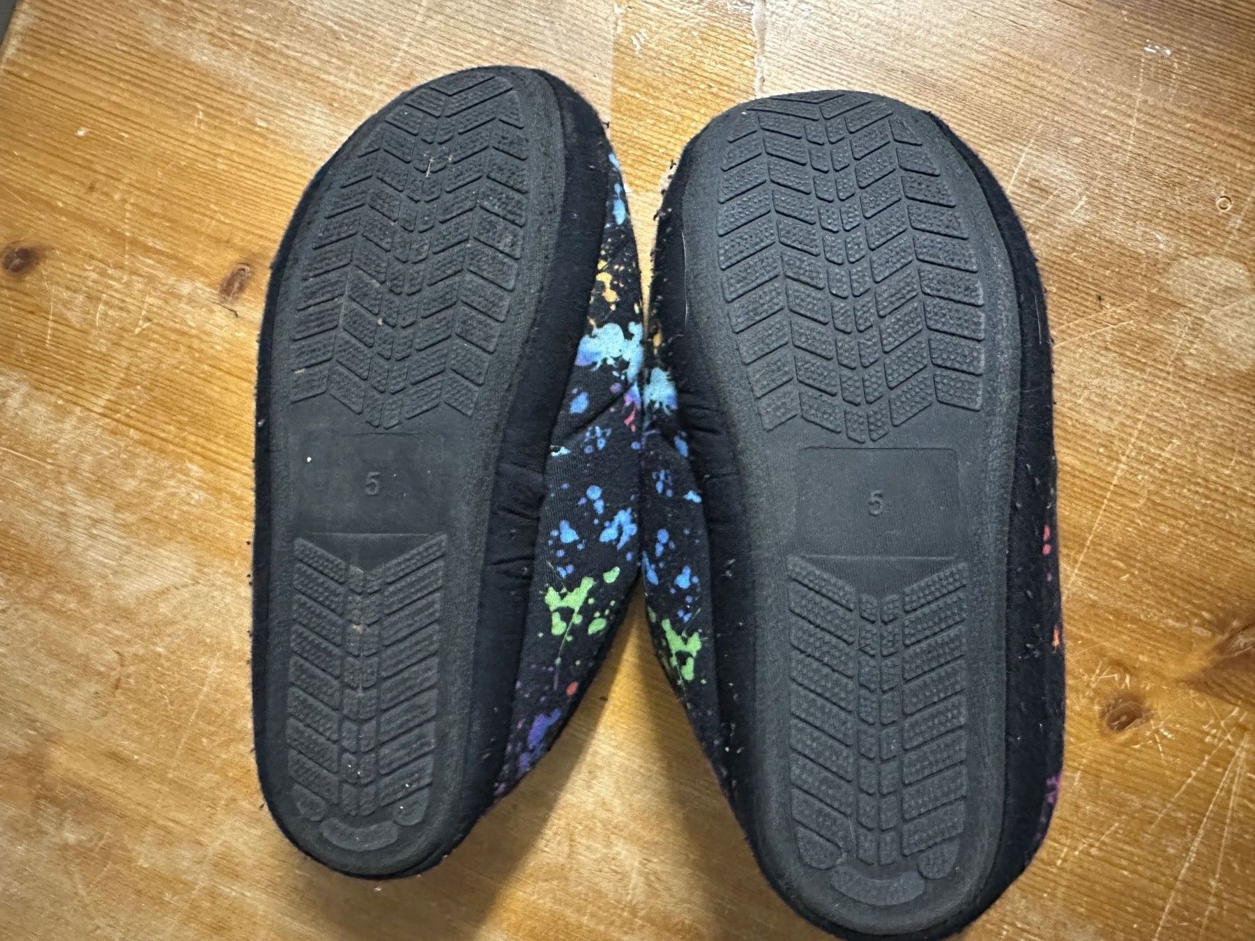 Next Schuhe für Jungen: Hausschuhe / Finken 38 – Gebraucht aus Winterthur von manelio113 2