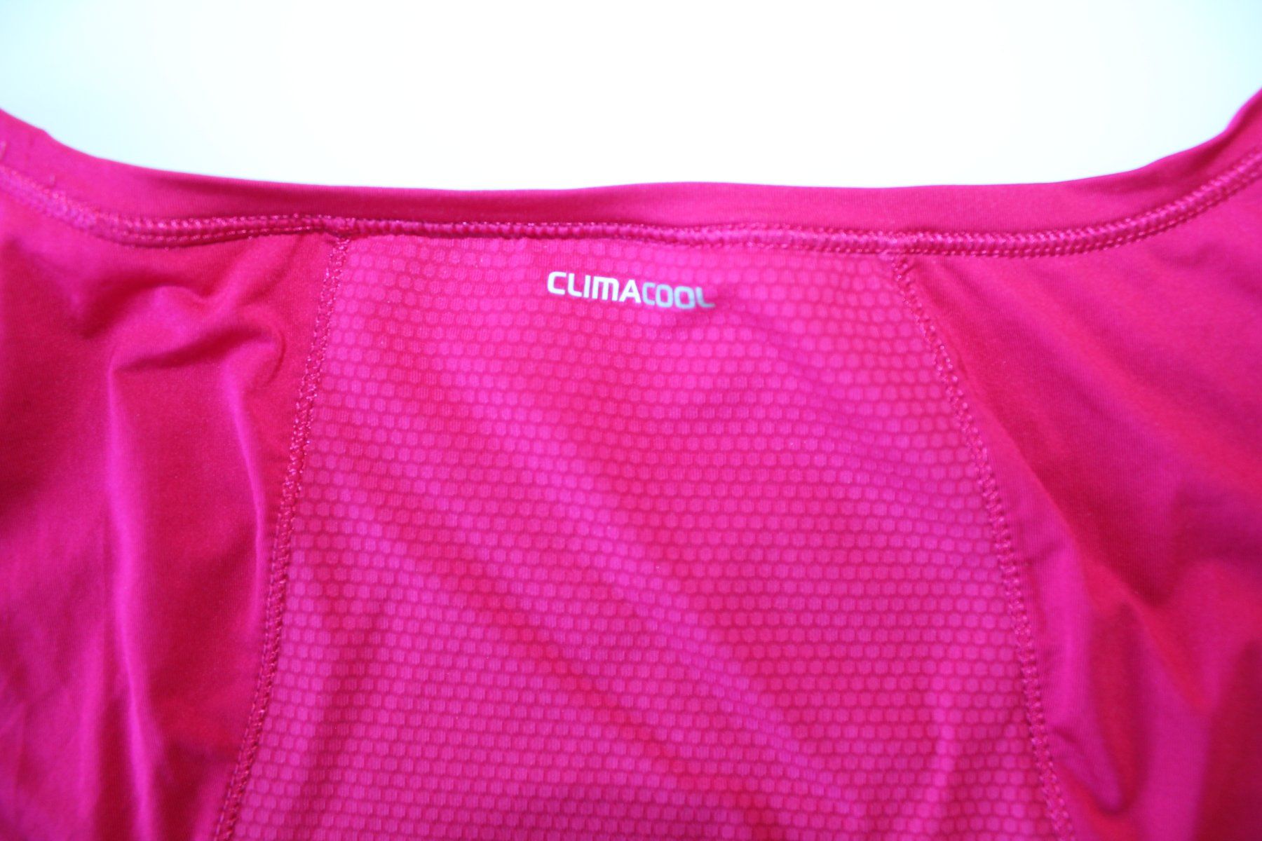 Adidas T-Shirts: T-shirt Adidas climacool rose taille env. M – Gebraucht aus Peseux von Gilloss 5