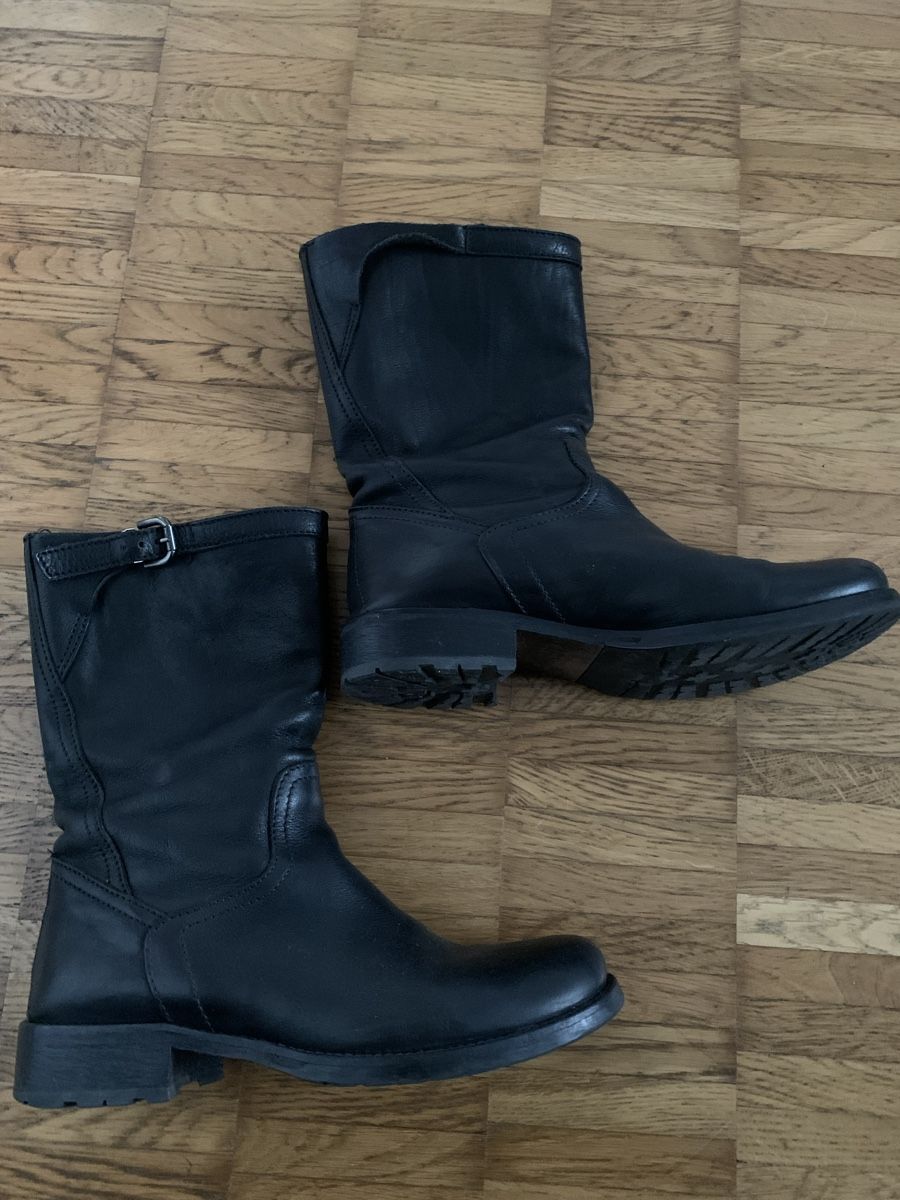 Scarpe da donna: Leder stiefel – Usato da Zürich venduto da Nikuska32