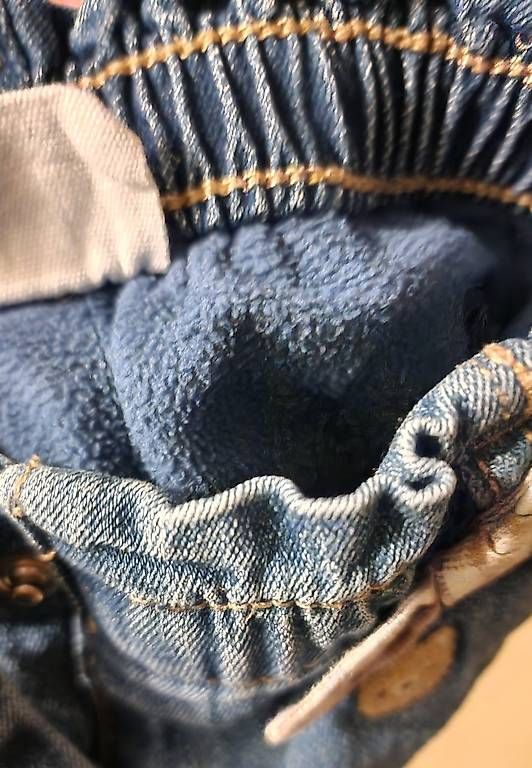C&A Pantaloni: Jean gefüttert 80 9-12 Mo – Usato da Seftigen venduto da G00 1