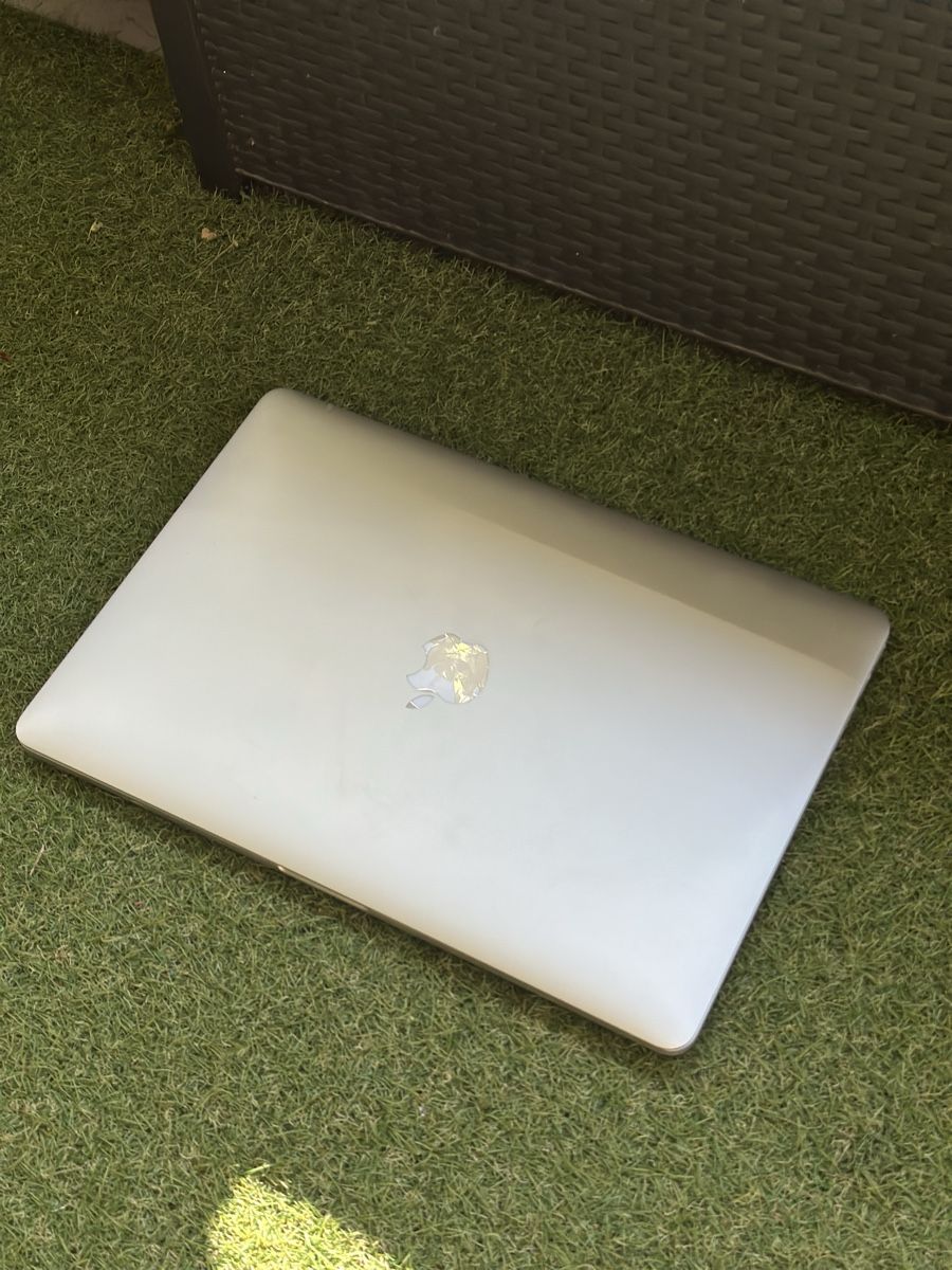 Apple Notebook: MacBook pro 15 2015 i7 gepflegt – Usato da Buchs SG venduto da BobRob 2