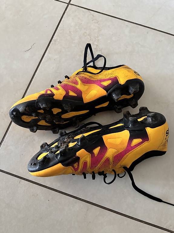 Scarpe da uomo: Chaussures de foot adidas 42 – Usato da Cottens VD venduto da galamba