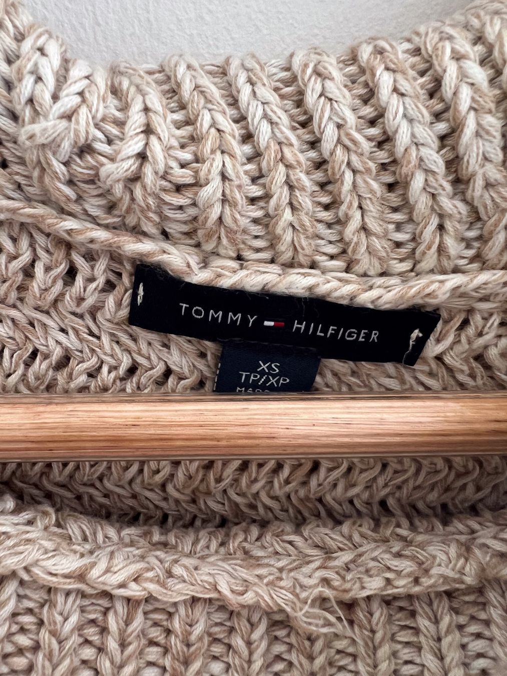 Tommy Hilfiger Maglioni & Felpe: Pullover Tommy Hilfiger 100% coton XS – Usato da Losone venduto da Misssslucie 1