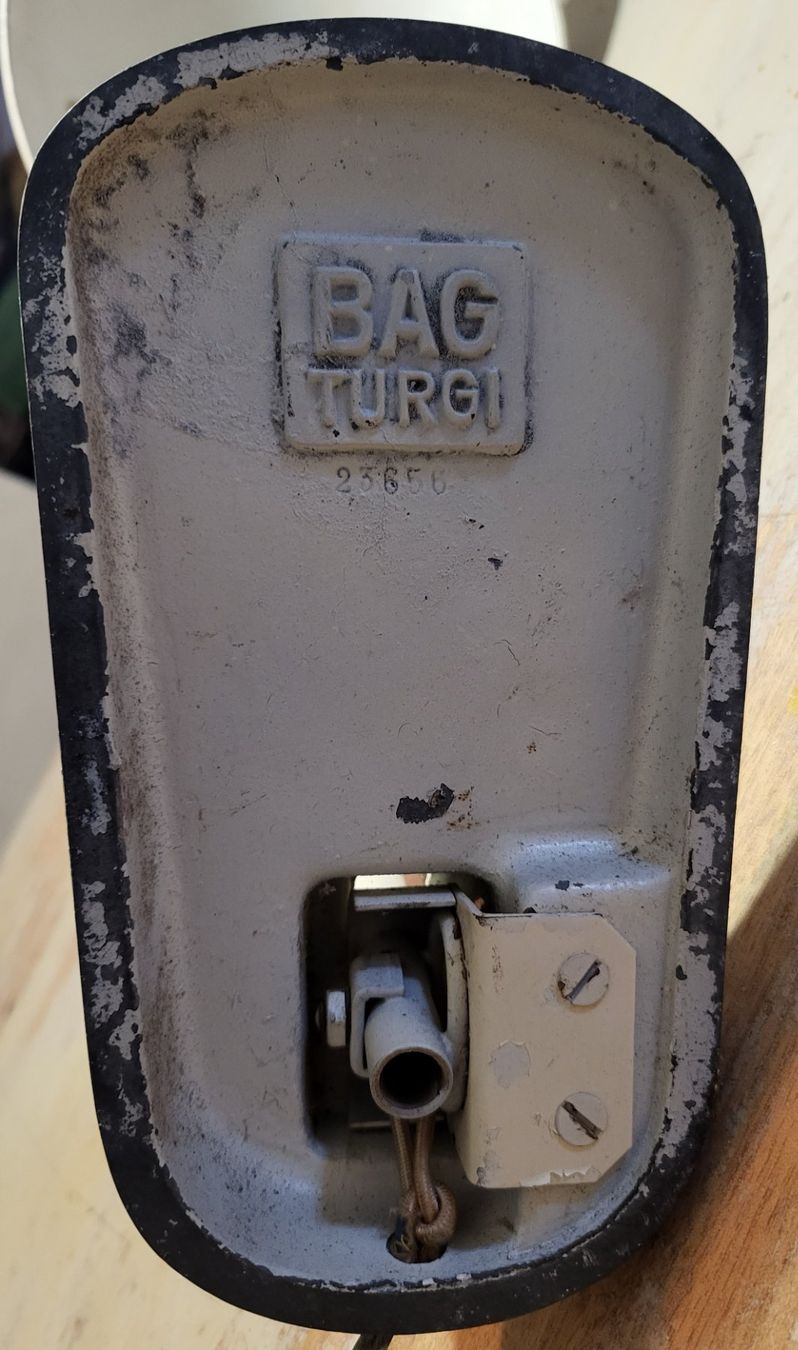 Lampade: Ancienne lampe B.A.G. TURGI – Usato da Montet (Glâne) venduto da Koada2 4