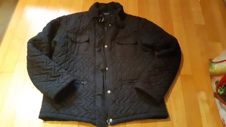 Warme schöne Daunenjacke schwarz