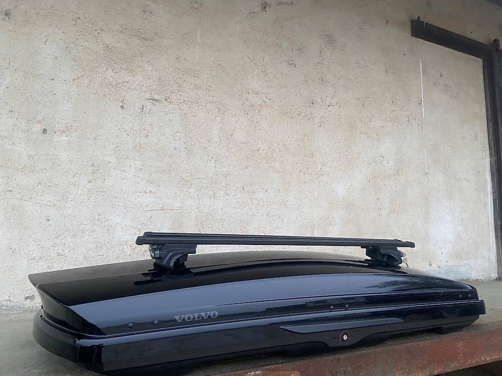 Box da tetto: Dachbox Thule Dynamic 800 M mit oder ohne Träger – Usato da Leuzigen venduto da Doppelrad 1