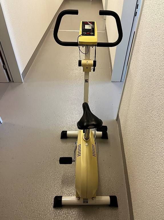Hometrainer: Kettler Topas Hometrainer / Heimtrainer – Gebraucht aus Bäch SZ von Mastergevin 1
