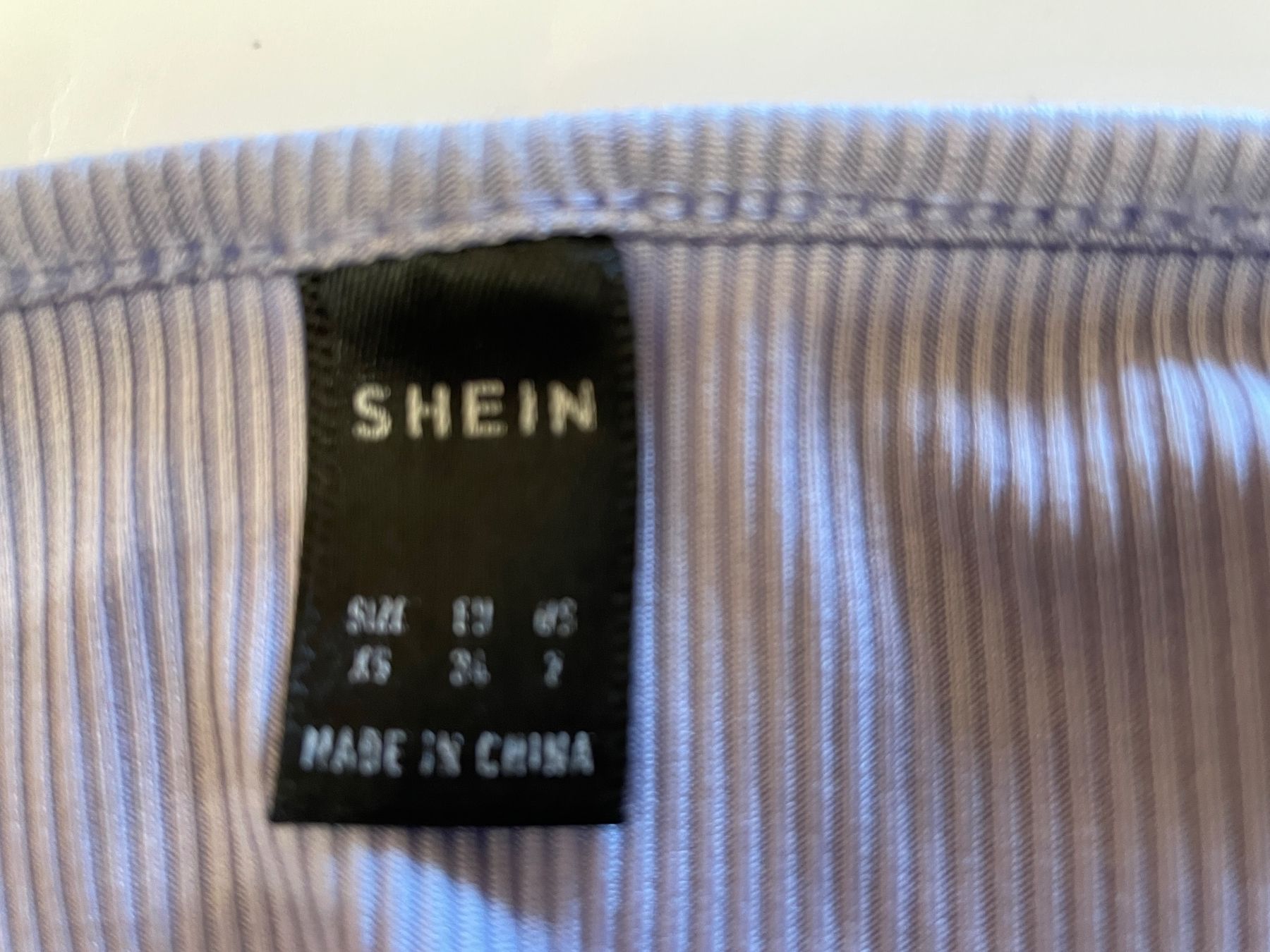 Shein Tops: SHEIN Top Pull Violet – Gebraucht aus Lausanne von PlusValue_Lausanne 3