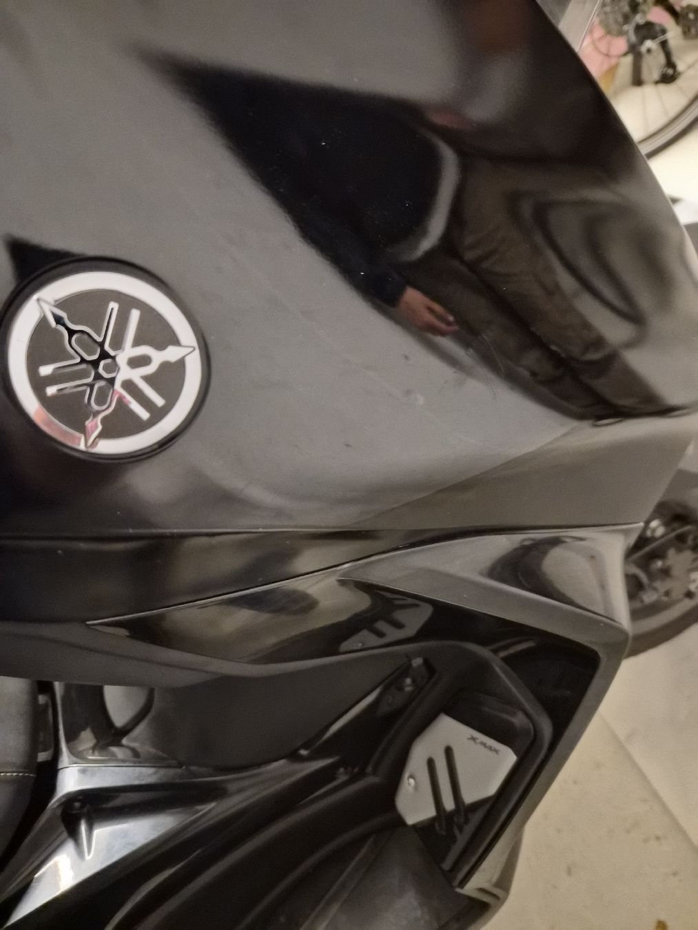 Yamaha Scooters: Yamaha Xmax 300 Tech Max 4500Km super Zustand – Gebraucht aus Küsnacht ZH von LuxuryBroker 8