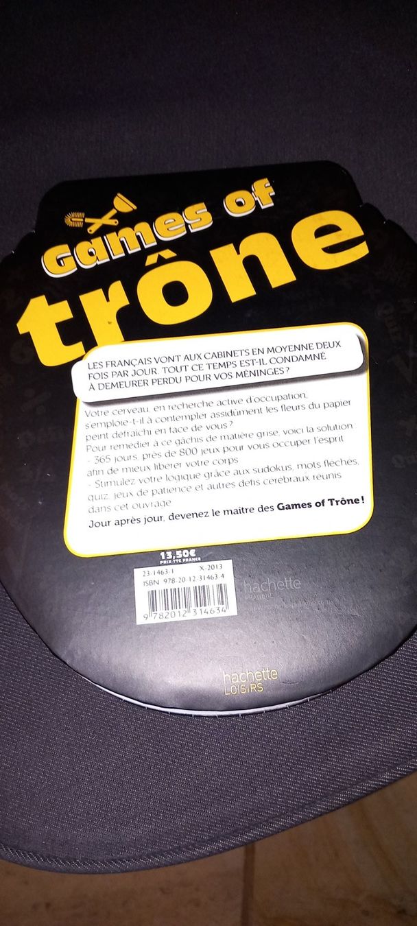 Libri: Livre games of trone – Nuovo (secondo la descrizione) da Le locle venduto da juliensaran 2