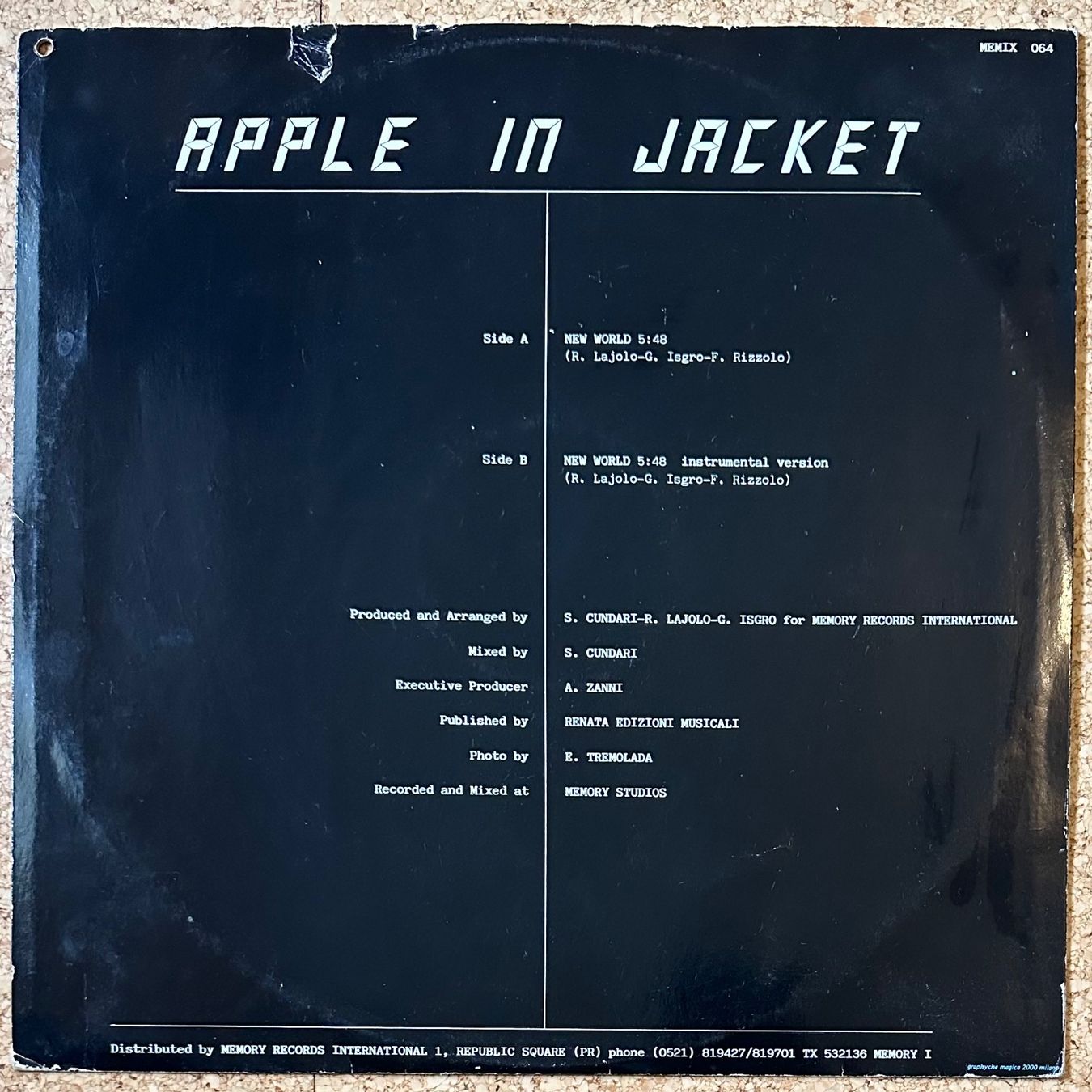 Schallplatten: MAXI - Apple In Jacket - New World – Gebraucht aus Breganzona von Onairda75 1