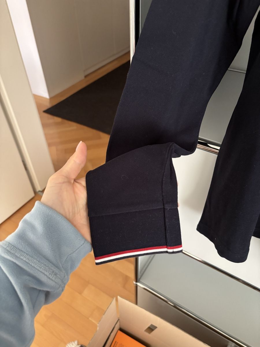 Moncler Magliette Polo: MONCLER Langarmpoloshirt – Nuovo (secondo la descrizione) da Zürich venduto da Lynnlouise 2