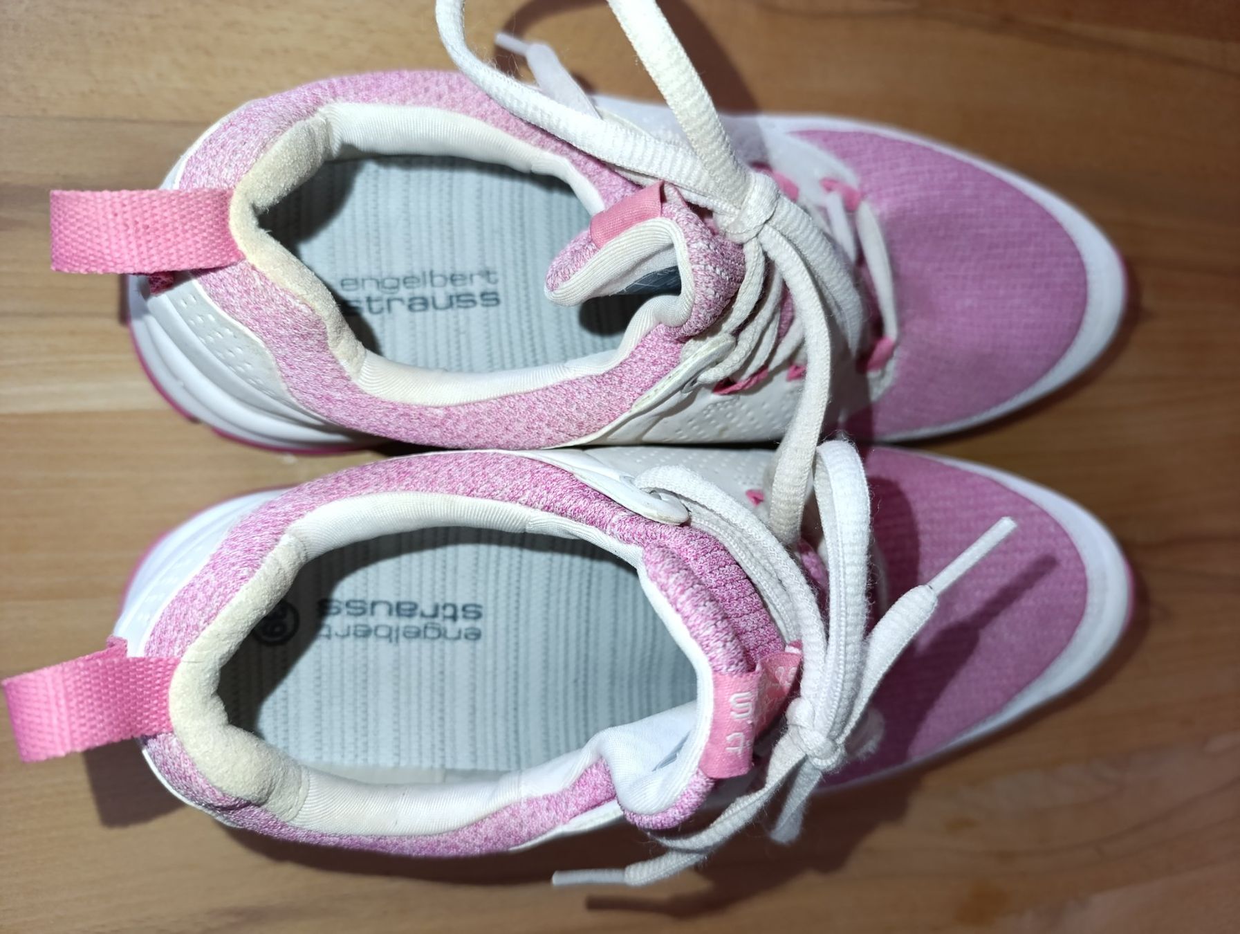 Engelbert Strauss Scarpe da donna: Engelbert Strauss Berufsschuhe Damen Gr. 39 – Usato da Krattigen venduto da Winnie12 7