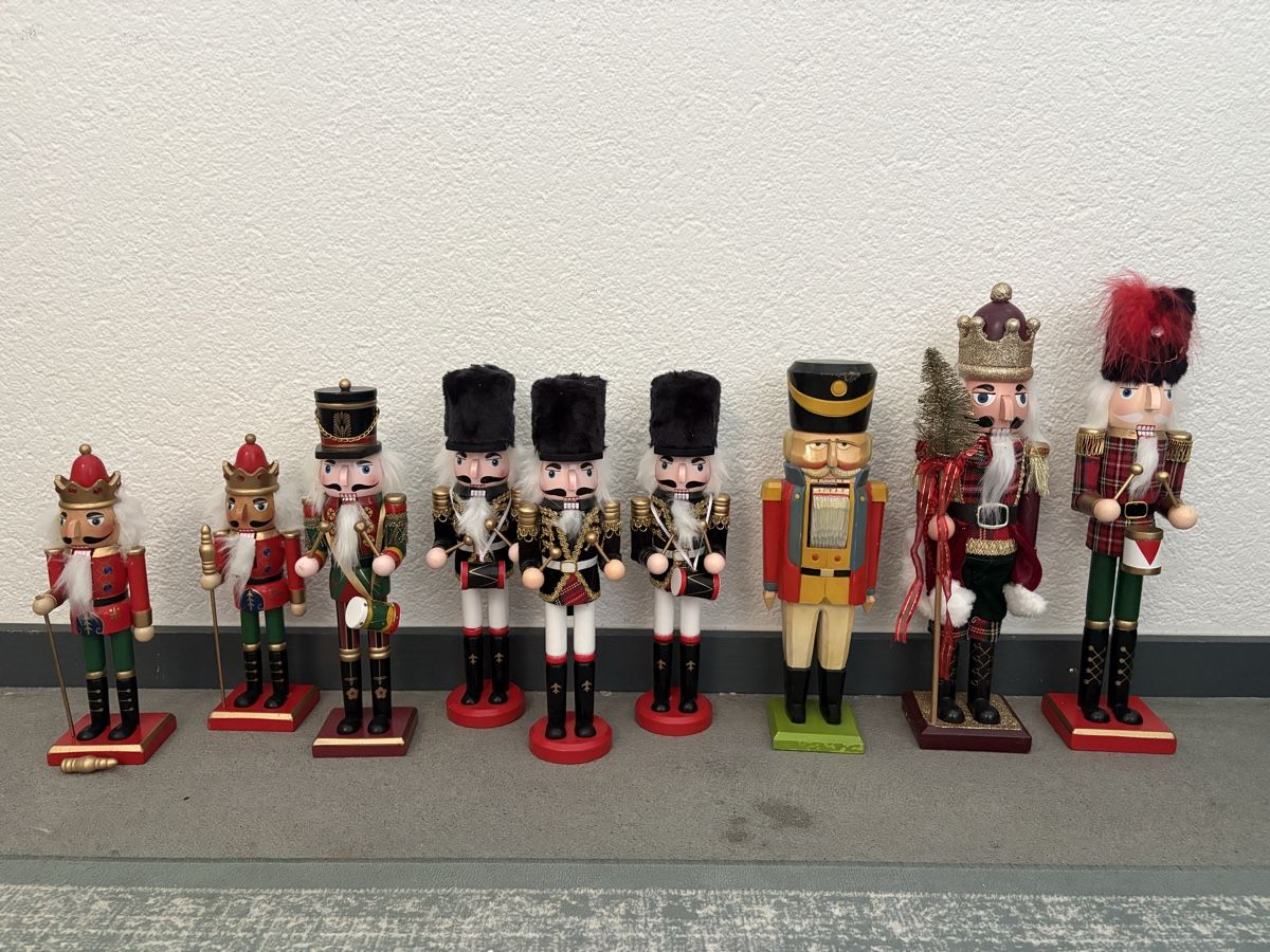 Alle Dekorationen: Collection de Casse-Noisette – Gebraucht aus lausanne von cat_q9l6