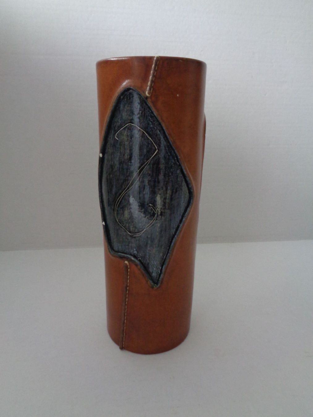Vasi & Recipienti: Marcello Fantoni Vase mit Leder – Usato da Chur venduto da omonia 2