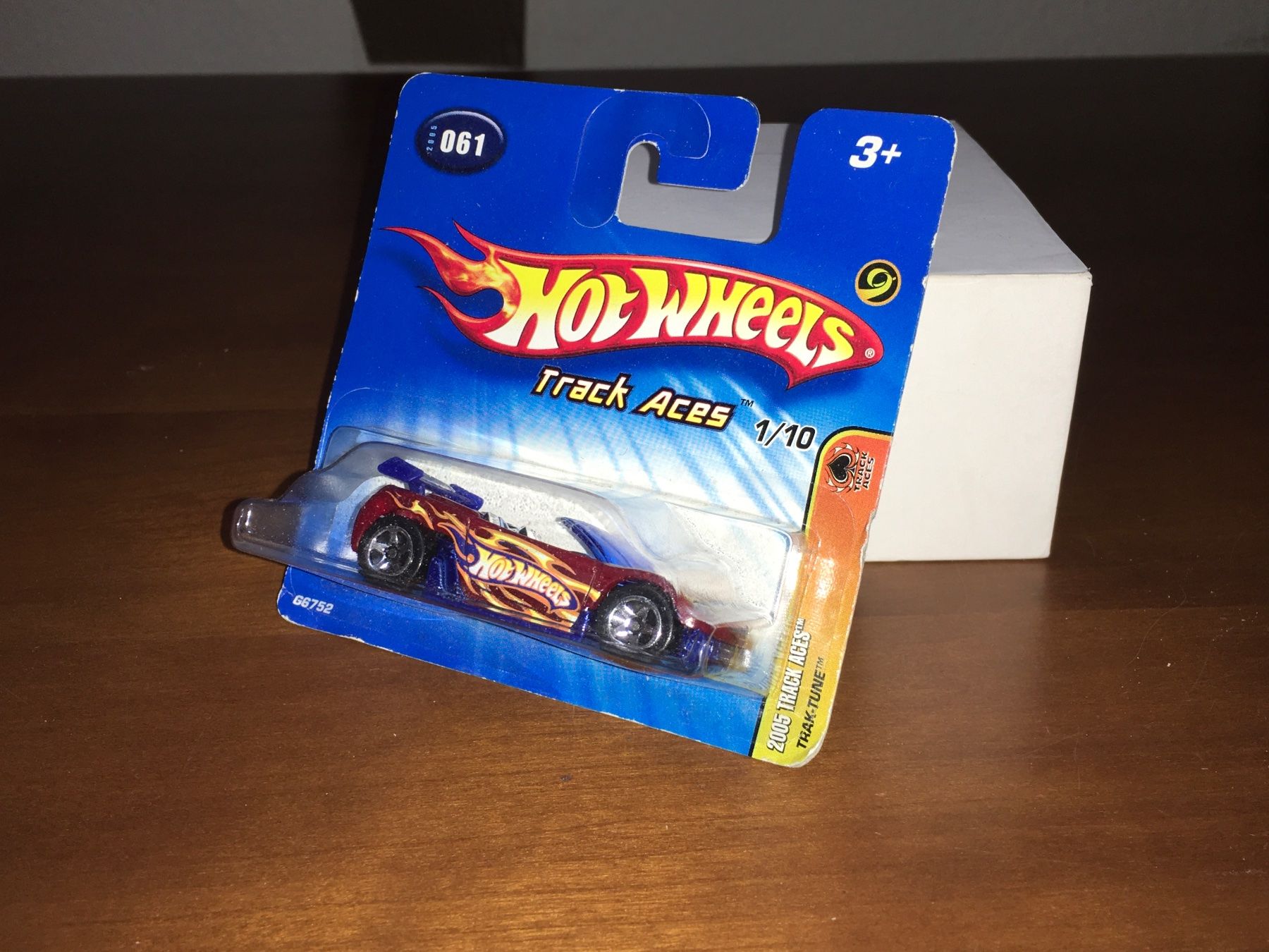 Hot Wheels Modellini d'auto: Trak Tune 1/64 Hot Wheels 2005 Track Aces – Nuovo (secondo la descrizione) da Wohlen AG venduto da PrivatSammlung