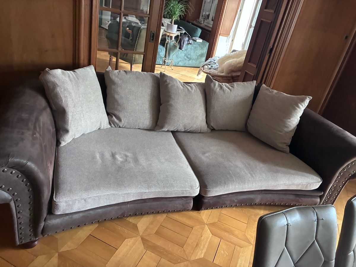 Divani: Wildleder-Sofa – Usato da Wuppenau venduto da ARVAIES
