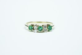 Fingerring 14k mit Smaragden und Diamanten