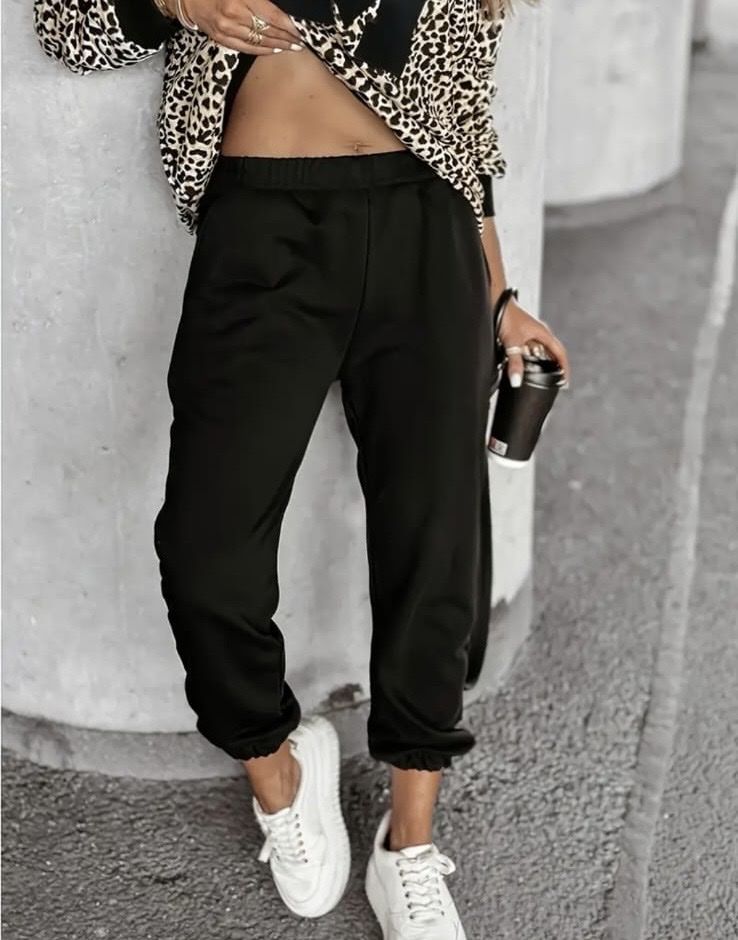 Shein Maglioni & Felpe: Tenue deux pièces Léopard M 🐆 – Nuovo e nell'imballaggio originale da Bramois venduto da cyr_sb8d 1