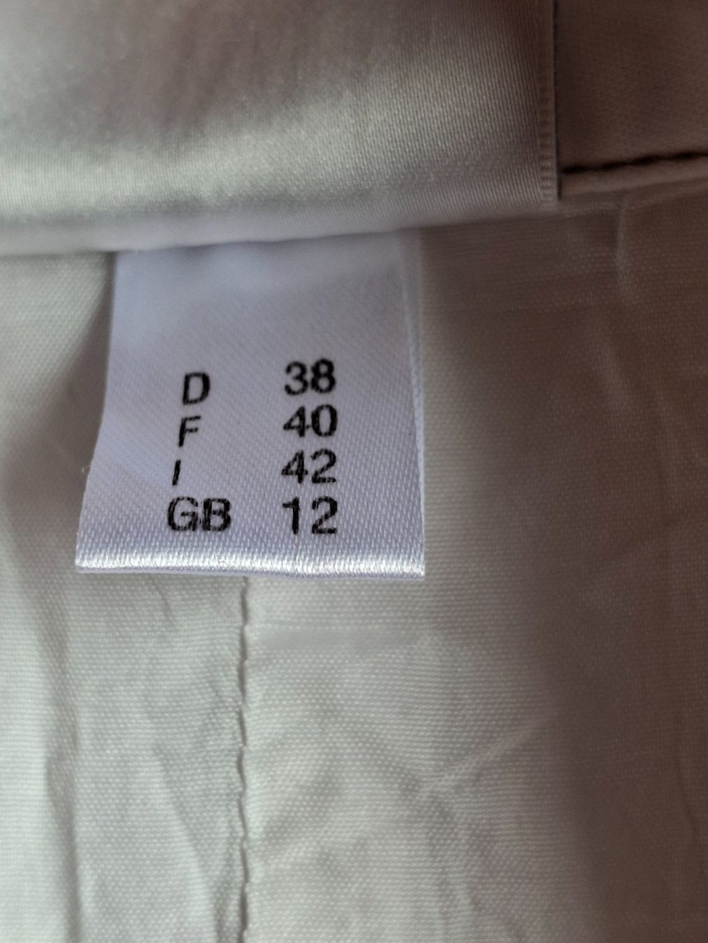 Madeleine Vestiti: Robe 97% coton taille M marque Madeleine – Usato da Villiers venduto da san_jn5w 7