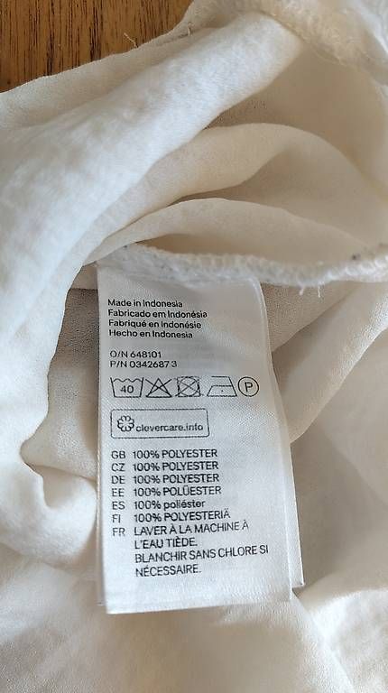 Blusen: H&M Bluse weiss Gr. 36 – Gebraucht aus Solothurn von Claudiaf11 2